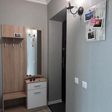 Sisters Apartment Shevchenko Chernihiv Ngoại thất bức ảnh