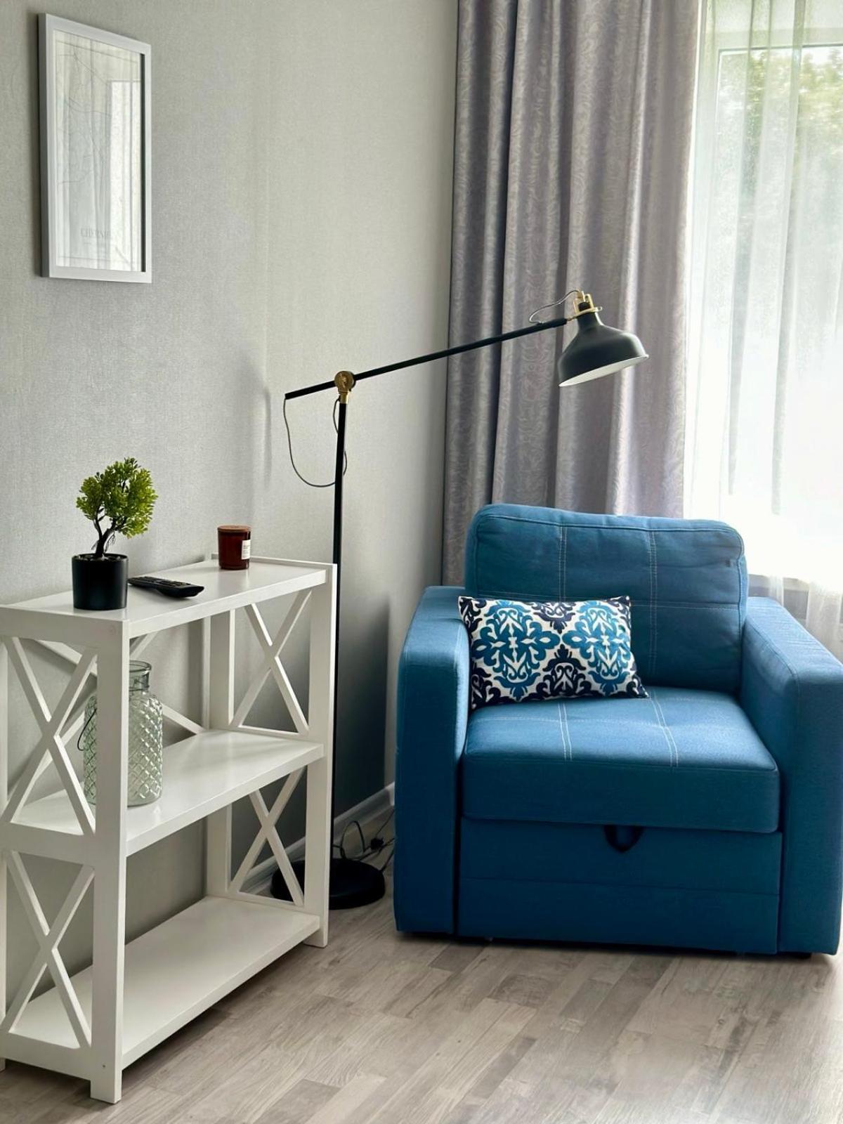 Sisters Apartment Shevchenko Chernihiv Ngoại thất bức ảnh