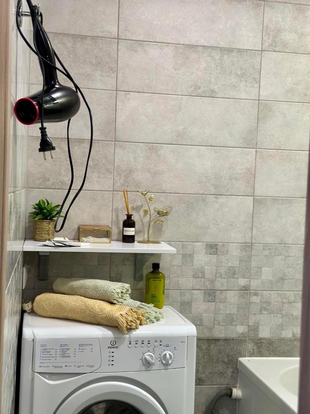 Sisters Apartment Shevchenko Chernihiv Ngoại thất bức ảnh